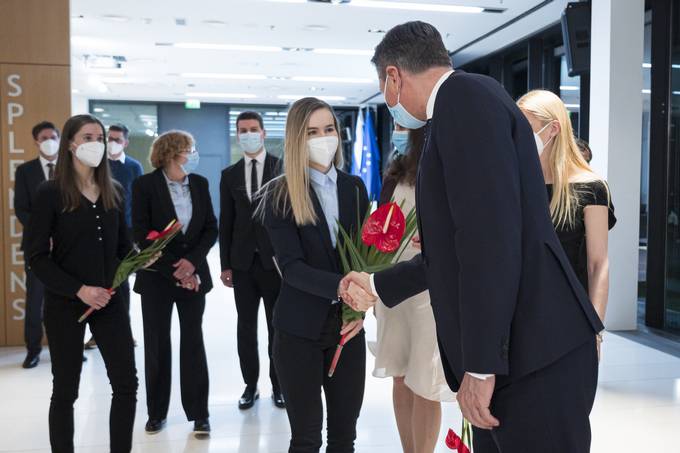 Predsednik Pahor na podelitvi Bloudkovih priznanj za leto 2021: »Slovenski šport je v tridesetih letih ogromno prispeval k mednarodni prepoznavnosti države in povezanosti naših ljudi«